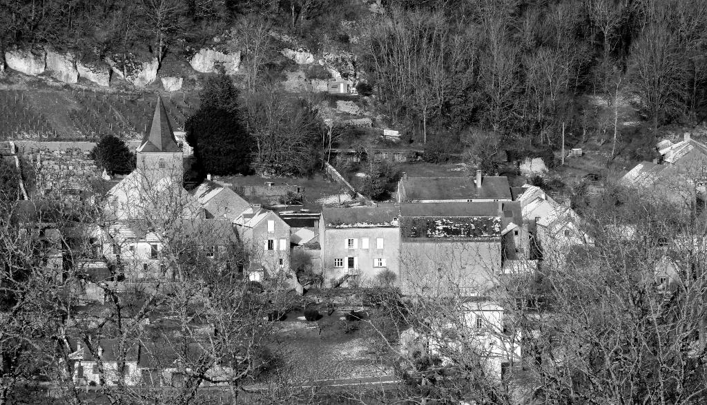 le village vu depuis Ecorsaint